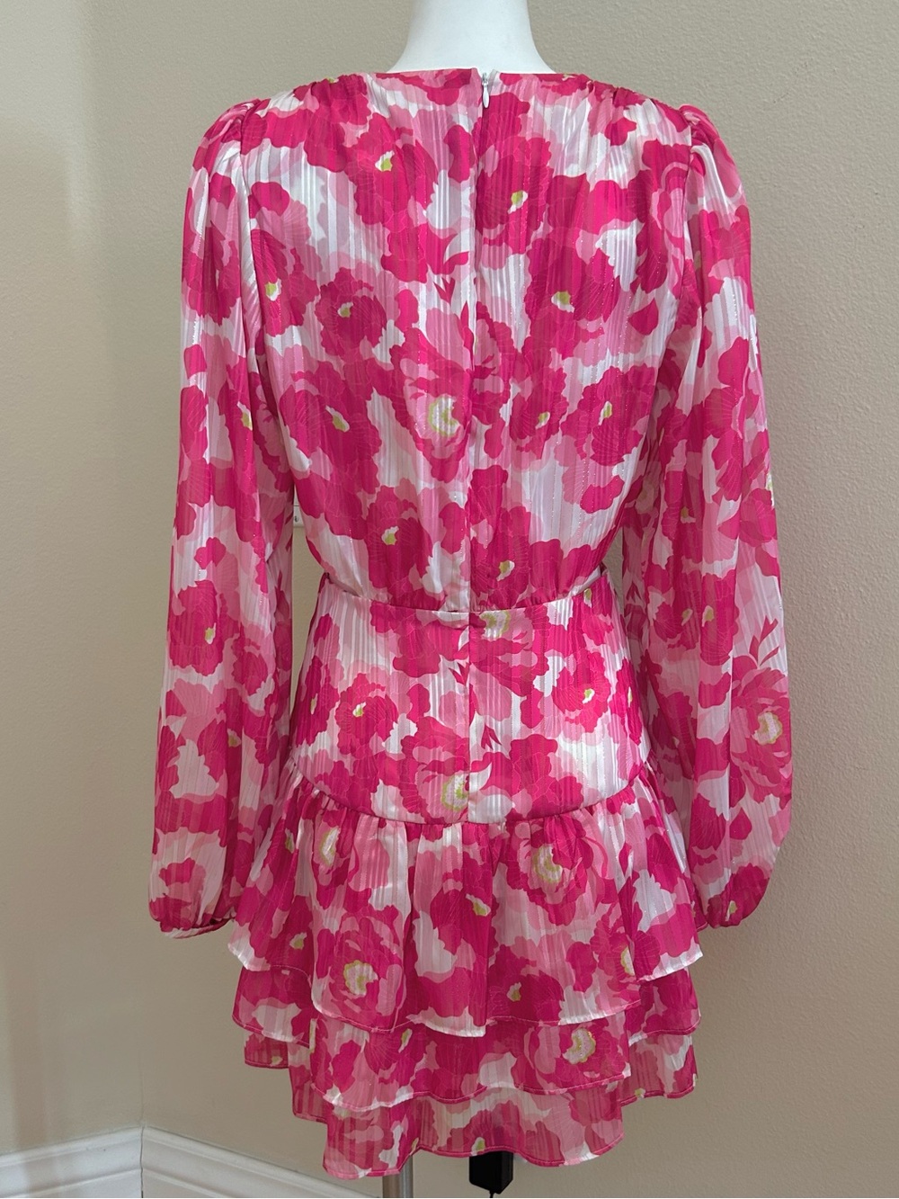 Torn by Ronny Kobo Cassie Floral Cut Out Mini Dress Medium Pink White - Picture 4 of 7